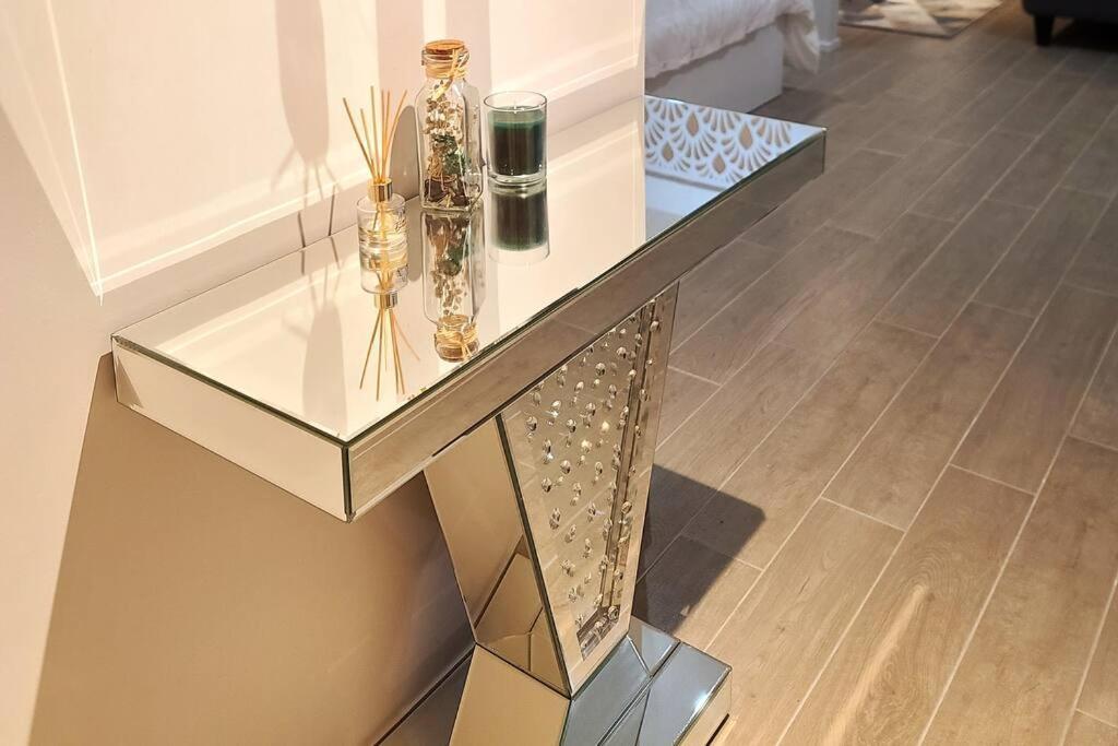 Luxury Apartment In Yas Island อาบูดาบี ภายนอก รูปภาพ